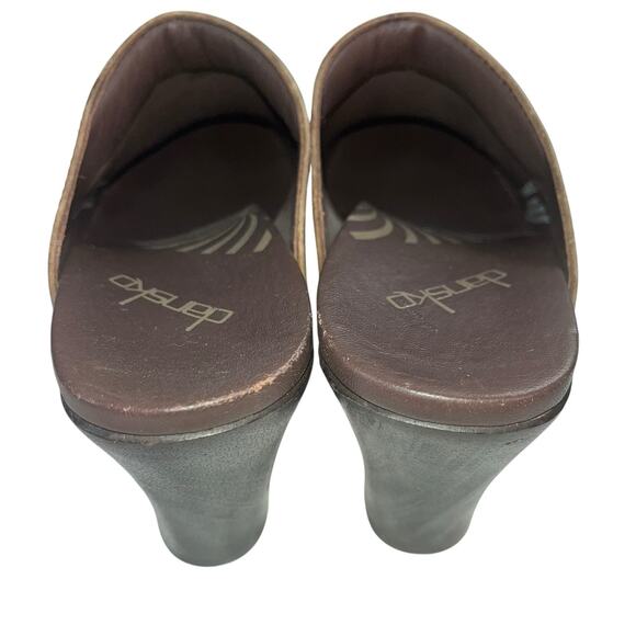 Dansko Women’s Rae Distressed Studded Brown Leather Heeled Clog US 38 EU 7.5 - Picture 3 of 6